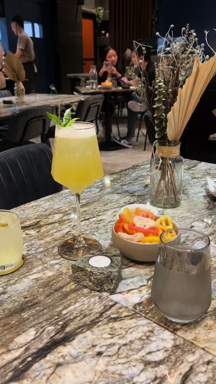 Rabbit Room dining atmosphere